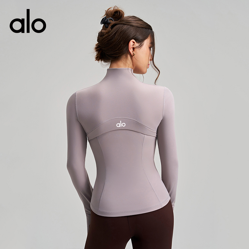 ALO YOGA  💰88💎支持一件代发
aloyoga 裸感运动外套修身显瘦瑜伽上衣长袖立领瑜伽服
【品牌】ALO 
【款号】WT5031
【面料】锦纶/氨纶
【颜色】紫灰色，海军蓝，蒸馏咖啡，象牙白，黑金色，时尚黑
【尺码】S，M，L，XL，2XL
 专柜同款品质，厂家直销，货源充足，售后保障