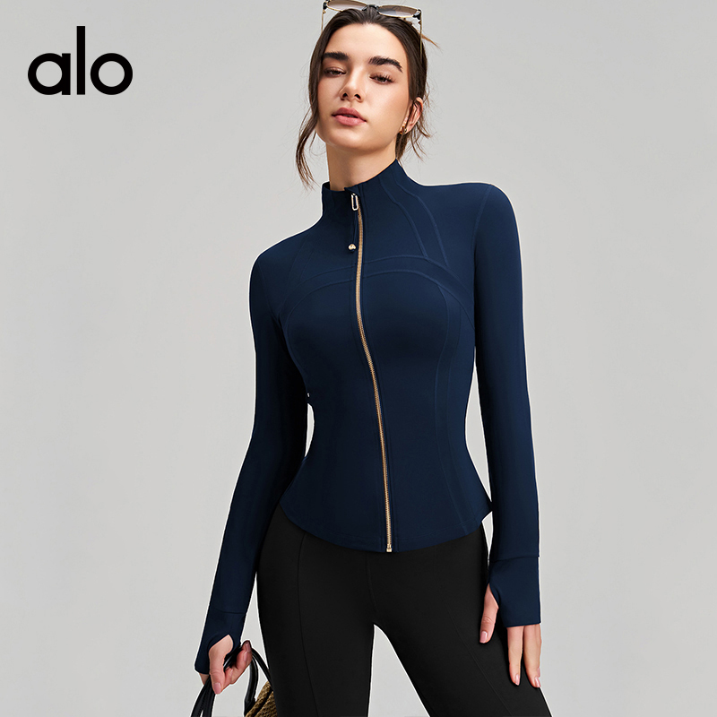 ALO YOGA  💰88💎支持一件代发
aloyoga 裸感运动外套修身显瘦瑜伽上衣长袖立领瑜伽服
【品牌】ALO 
【款号】WT5031
【面料】锦纶/氨纶
【颜色】紫灰色，海军蓝，蒸馏咖啡，象牙白，黑金色，时尚黑
【尺码】S，M，L，XL，2XL
 专柜同款品质，厂家直销，货源充足，售后保障