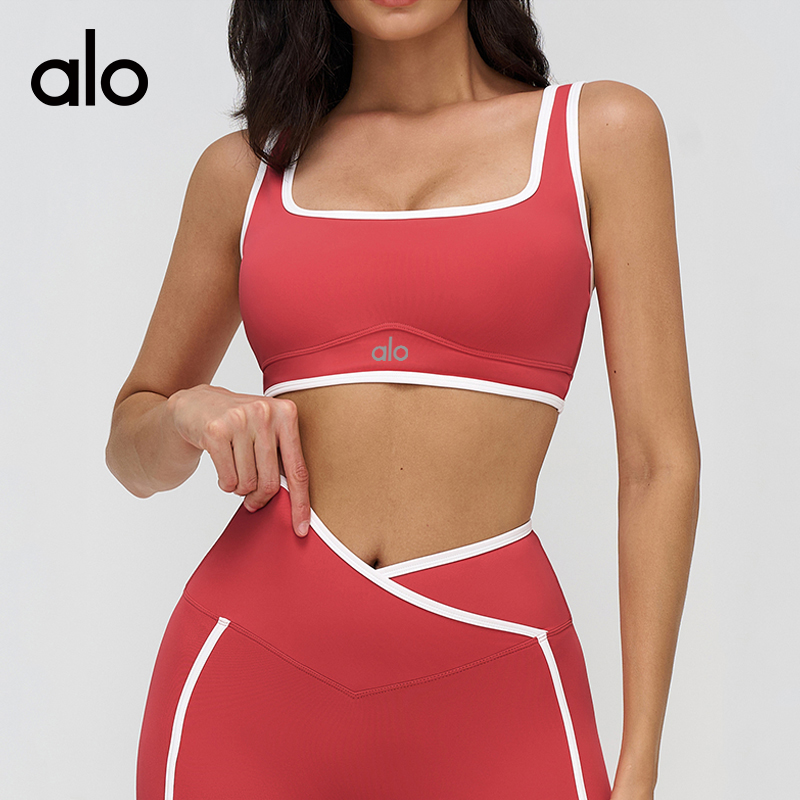 ALO YOGA💰78💎支持一件代发
aloyoga 裸感瑜伽文胸撞色高级感内衣跑步健身运动内衣
【品牌】ALO 
【款号】EWX9528-1
【面料】锦纶/氨纶
【颜色】高级黑，徽章蓝，树莓红，樱花粉
【尺码】S，M，L，XL
专柜同款品质，厂家直销，货源充足，售后保障