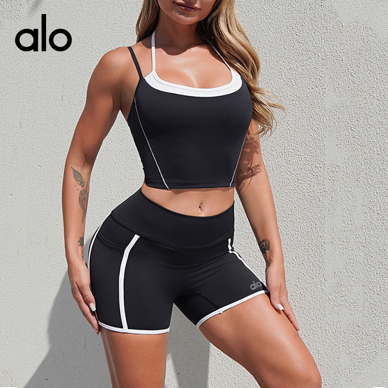 ALO YOGA💰128💎支持一件代发
aloyoga 裸感吊带美背瑜伽套装速干百搭健身运动短裤套装
【品牌】ALO 
【款号】DTZ8248（短裤套装）
【面料】锦纶/氨纶
【颜色】宝蓝色套装，白色套装，墨绿色套装，黑色套装
【尺码】S，M，L，XL
专柜同款品质，厂家直销，货源充足，售后保障