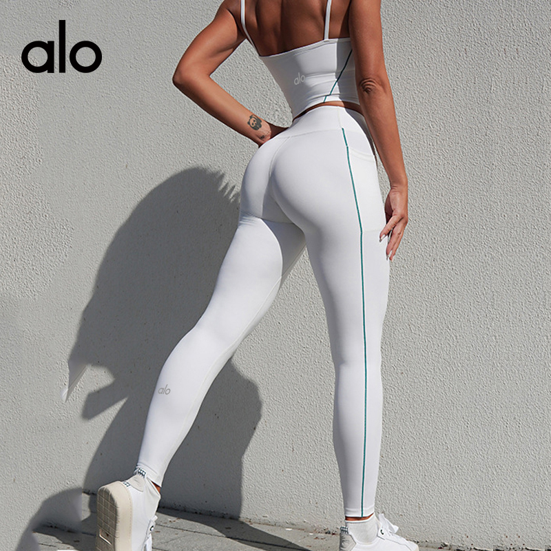 ALO YOGA💰138💎支持一件代发
aloyoga 裸感吊带美背瑜伽套装速干百搭健身运动长裤套装
【品牌】ALO 
【款号】CTZ8248（长裤套装）
【面料】锦纶/氨纶
【颜色】宝蓝色套装，白色套装，墨绿色套装，黑色套装
【尺码】S，M，L，XL
专柜同款品质，厂家直销，货源充足，售后保障