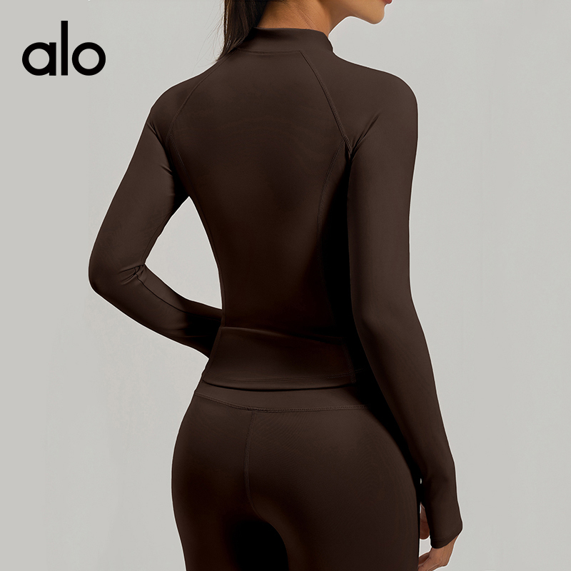 ALO YOGA💰78💎支持一件代发
aloyoga 侧口袋修身显瘦健身上衣双拉链跑步运动外套
【品牌】ALO 
【款号】JYMW176
【面料】聚酯纤维/氨纶
【颜色】昌荣紫，紫西梅，蒸馏咖啡，星耀黑
【尺码】S，M，L，XL，XXL
专柜同款品质，厂家直销，货源充足，售后保障