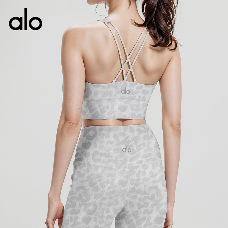 ALO YOGA💰158💎支持一件代发
aloyoga 豹纹印花瑜伽文胸高弹美背紧身长裤运动套装
【品牌】ALO 
【款号】TZ055
【面料】锦纶/氨纶
【颜色】赤红豹纹，紫影豹纹，云雪豹纹，夜灵豹纹，深灰豹纹，闪电豹纹，南极豹纹，美洲豹纹，黑色豹纹，丛林豹纹
【尺码】S/2，M/4，L/6，XL/8，XXL/10
专柜同款品质，厂家直销，货源充足，售后保障