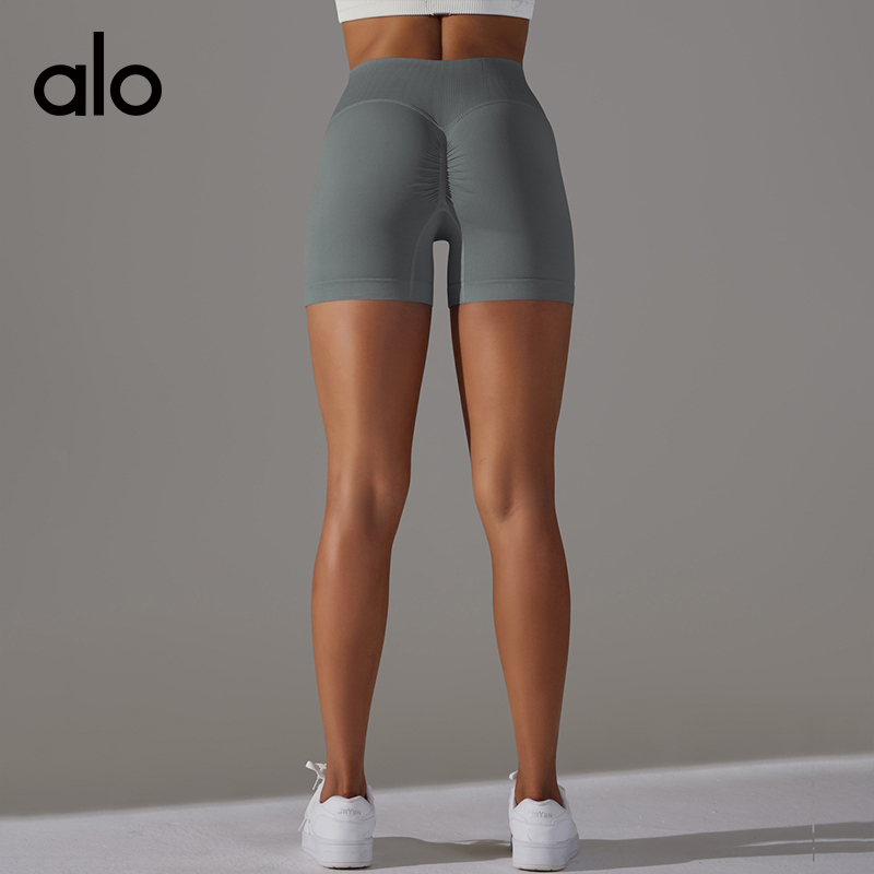 ALO YOGA 💰78💎支持一件代发
aloyoga 无缝交叉腰头高腰弹力跑步运动收腹提臀短裤
【品牌】AlO
【款号】DK6627
【面料】锦纶/氨纶
【颜色】彩蓝色，深蓝色，深咖色，深灰色，浅灰色，奶白色，墨青色，墨绿色，玫红色，蓝紫色，可可色，军绿色，酒红色，黑色，大红色
【尺码】S，M，L，XL，XXL
 专柜同款品质，厂家直销，货源充足，售后保障