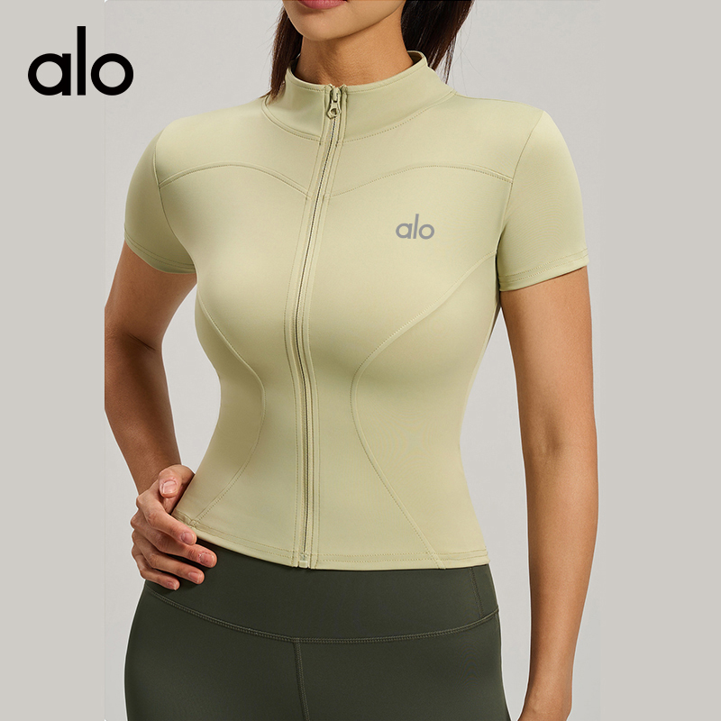 ALOYOGA 💰78💎支持一件代发
aloyoga 高弹瑜伽服短袖紧身跑步裸感健身运动上衣外套
【品牌】AlO
【款号】JYMW040
【面料】聚酯纤维/氨纶
【颜色】豆蔻绿，蒸馏咖啡，星耀黑，象牙白，浅霜蓝，可可色，香鲸蓝，海岩灰，粉钻色
【尺码】S，M，L，XL，2XL
 专柜同款品质，厂家直销，货源充足，售后保障