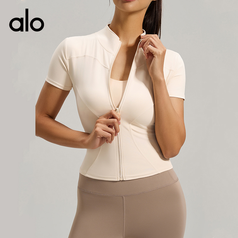 ALOYOGA 💰78💎支持一件代发
aloyoga 高弹瑜伽服短袖紧身跑步裸感健身运动上衣外套
【品牌】AlO
【款号】JYMW040
【面料】聚酯纤维/氨纶
【颜色】豆蔻绿，蒸馏咖啡，星耀黑，象牙白，浅霜蓝，可可色，香鲸蓝，海岩灰，粉钻色
【尺码】S，M，L，XL，2XL
 专柜同款品质，厂家直销，货源充足，售后保障