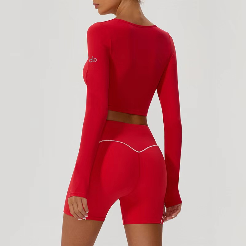 Alo set training red yoga