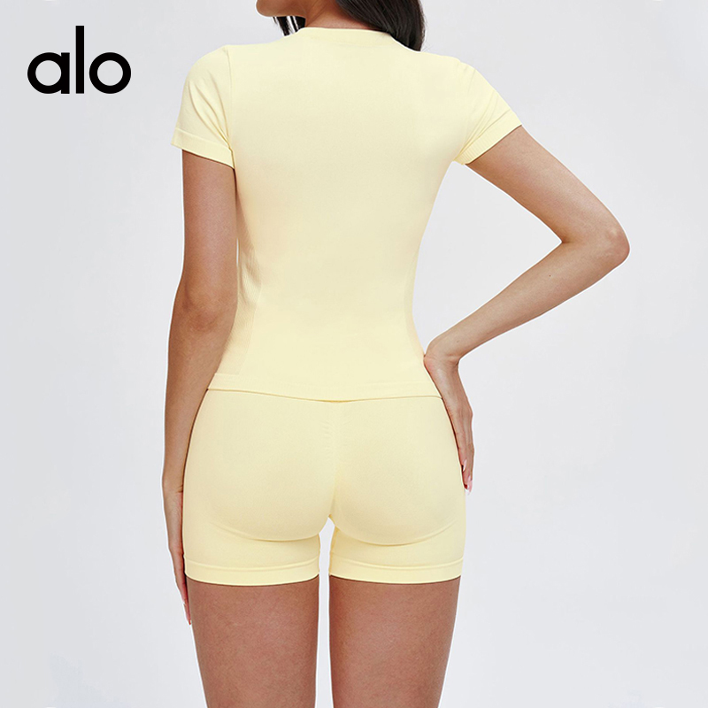 Alo T-shirt alo yoga T