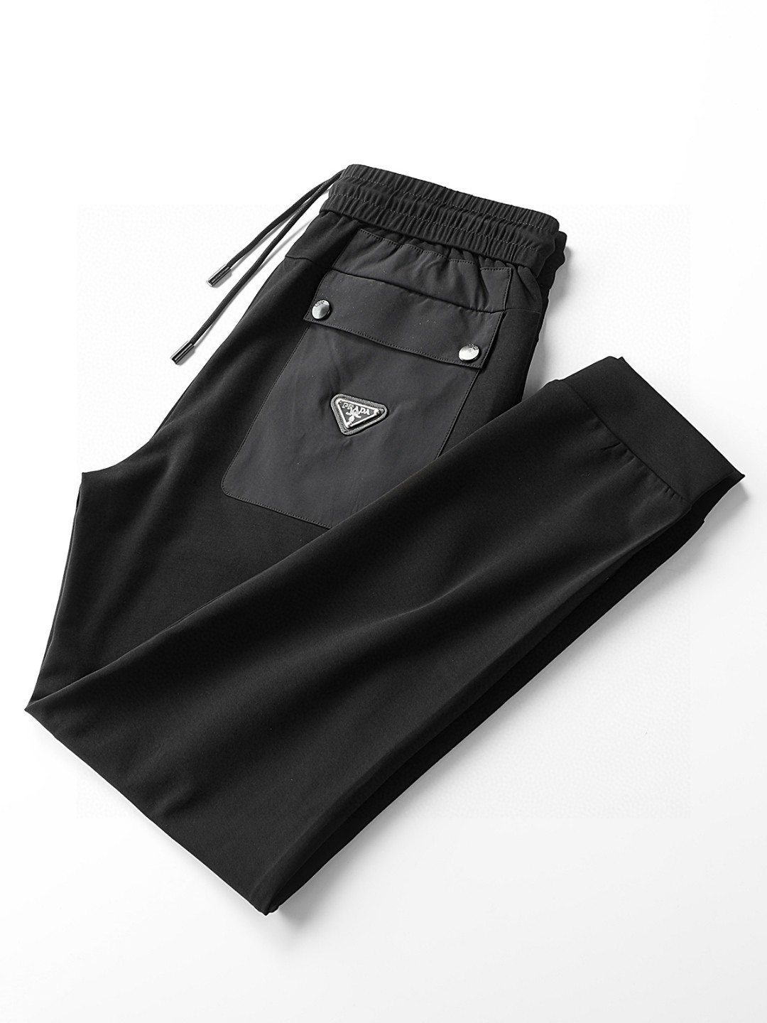 NO:116449,R*ADA (Pu Lada) 2025 autumn new style, high-end custom casual pants, upper body, comfortable, new taste and value sharing, very comfortable to wear, low-key and luxurious, very classy when worn, no need to say much about the pants style and cutting, the upper body is exquisite and vivid. It is truly first-class, top-notch material, absolutely stylish, expert design, extremely luxurious M-3XL,,alexander wang19860909R*ADA（谱啦达）2025年秋季新款 高端定制休闲裤 上身 舒适 全新品味与价值共享 穿着非常舒适 低调不失奢华 穿出去非常有档次,裤型款式和裁剪亦无需多言 上身精致跃然.真正一等一顶级质料 绝对的有型 达人设计 极度奢华 M-3XL,,alexander wang,Men's clothing