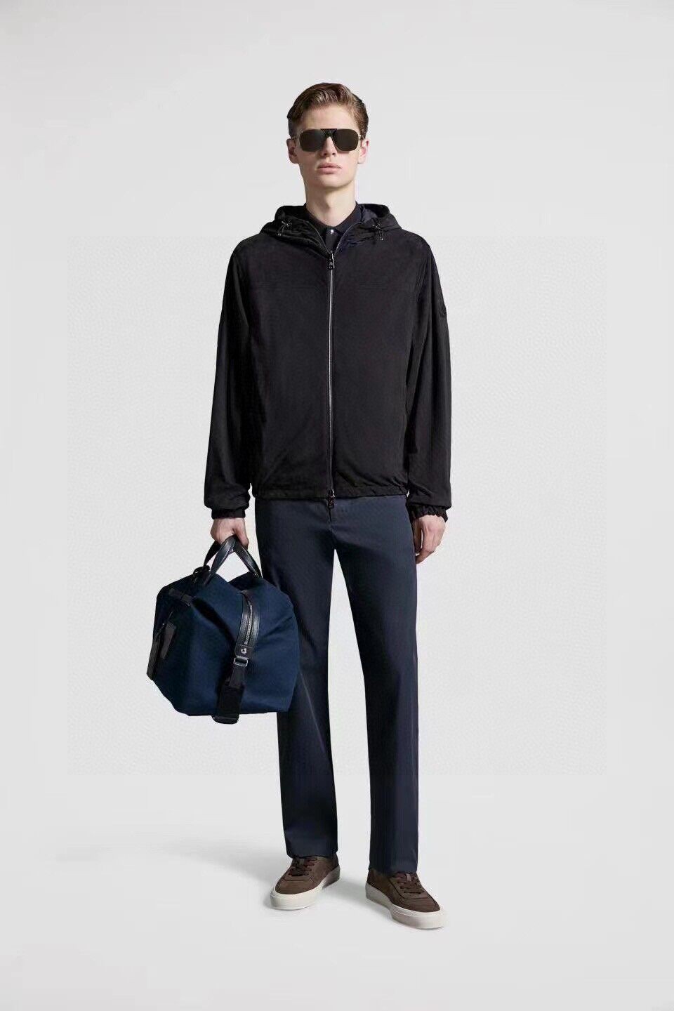 NO:117931,Meng*kou Mo*ler25 new hooded jacket is available simultaneously on the counter official website. Lepontine hooded jacket adopts double-sided design, double zipper snap-on design, fashionable and versatile original European code M-XXL,, jackets & coats, jackets & coats,hats,alexander wang19860909蒙*口 Mo**ler25新款连帽外套 专柜官网同步发售,Lepontine 连帽夹克采用双面设计 双拉链卡扣设计 时尚百搭 原版欧码 M-XXL,,jackets & coats,jackets & coats,hats,alexander wang,Men's clothing