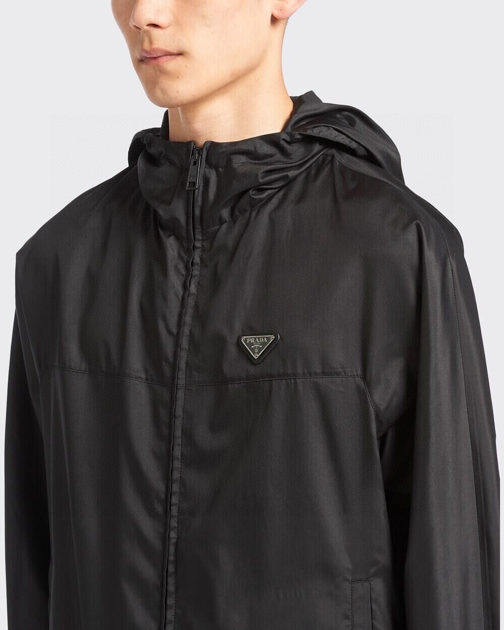 NO:117922,R*ADA (Pu Lada) Hong Kong counter window style The counter is available at the same time, and the trading company orders. The only product that can be made into a original single mouse, a hooded casual jacket, breathable and comfortable upper body!  Use imported original nylon fabric and original hardware and auxiliary materials to decorate, simple but not lose fashion, and matched with the original counter packaging, it is very suitable for both self-keep or gift giving. The classic series of small LOGOs, low-key styles are recommended. M-3XL,, jackets & coats, jackets & coats, hats, alexander wang19860909R*ADA（谱啦达） 香港专柜橱窗款 专柜同步有售,贸易公司订单,唯一能做原单老鼠狠货,连帽休闲夹克外套,上身透气舒适！采用进口原版尼龙面料,原版五金辅料装饰,简单而不失时尚,搭配柜台原版包装,无论自留还是送礼都是非常合适的首选,经典的款系列小LOGO,低调款强推 M-3XL,,jackets & coats,jackets & coats,hats,alexander wang,Men's clothing