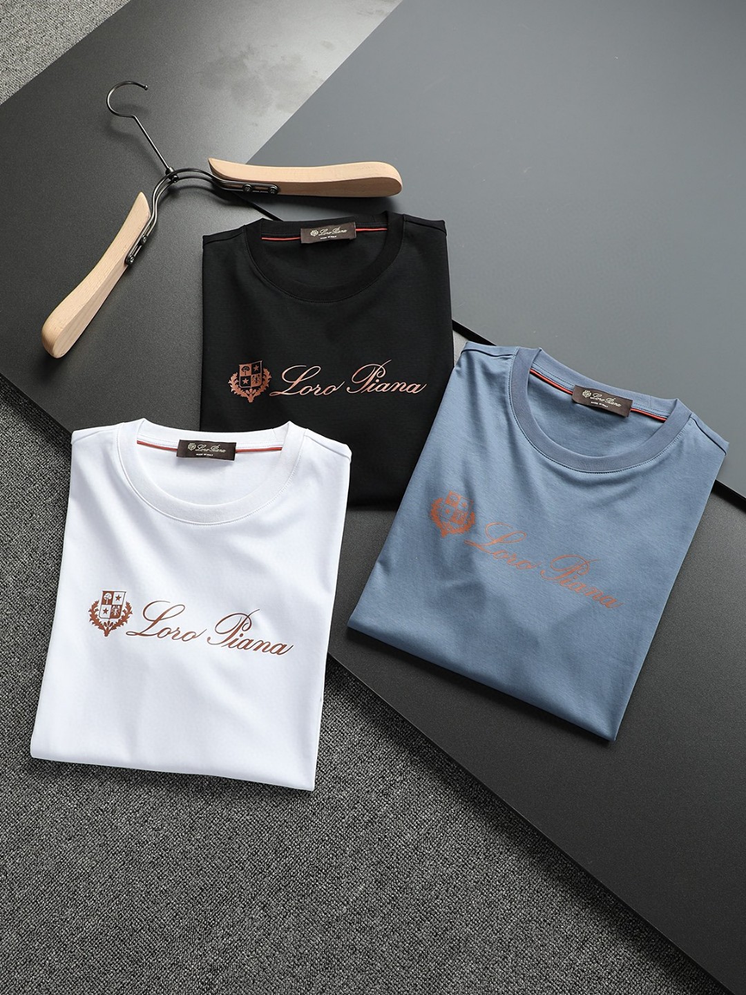 NO:116490,LP Home New Product Loro Pian*Nuoyou*Pianya Latest LP New Model Arrival Lyrical Spring and Summer Official Website New Liquid Ammonia Double Mercerated Cotton Round Neck Short-Sleeve T-Shirt M-3XL, loro piano, loro piano, T-shirt, tees, t-shirt, alexander wang19860909LP 家新品Loro Pian*诺悠*翩雅 最新LP新款到货L年春夏官网新款液氨双丝光棉圆领短袖T恤 M-3XL,,loro piana,loro piana,T-shirt,tees，t-shirt,alexander wang,Men's clothing