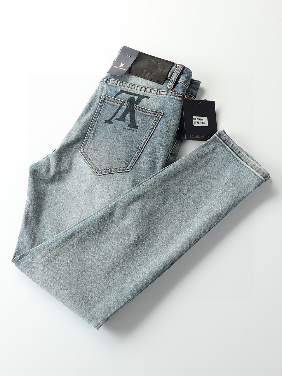NO:117954,L Donkey Brand 25SS Donkey Brand New Jeans Blue Wash Fabric with elastic slim fit cut Super good 29-38 (no 35 37),,louis vuitton,jeans,alexander wang19860909L 驴牌 25SS驴牌新款牛仔裤 蓝色洗水 面料带弹力 修身剪裁 版型超好 29-38（无35 37）,,louis vuitton,jeans,alexander wang,Men's clothing