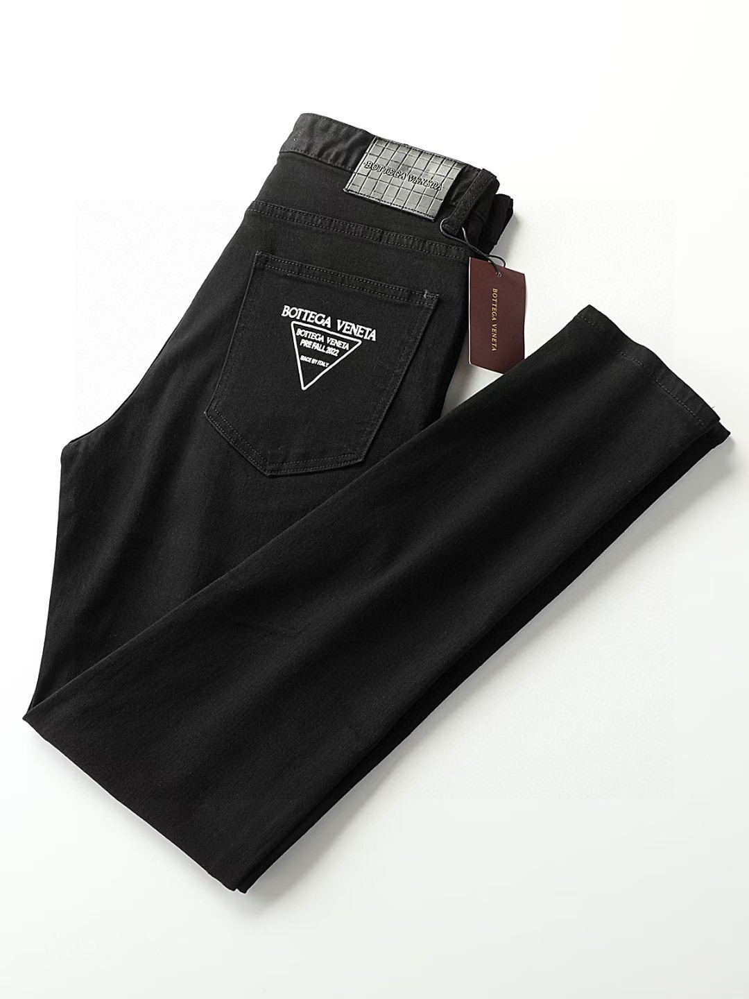 NO:117962,BV is available at the same time, original singles are ruthless, super stylish jeans, customized original washing denim fabric, exquisite craftsmanship pattern decorative logo, original hardware and auxiliary decoration, unique design, extremely superior jeans, the materials and craftsmanship are extremely luxurious and exquisite, three standards are complete 29-38 (no 35 37),,bottega veneta, jeans,alexander wang19860909BV 同步有售,原单狠货,超级有范儿的一款牛仔裤,定制原版水洗牛仔面料,精致工艺图案装饰logo,原版五金辅料装饰,独特设计,极为翘楚的一款牛仔裤,用料与工艺都极致奢华精湛 三标齐全 29-38（无35 37）,,bottega veneta,jeans,alexander wang,Men's clothing