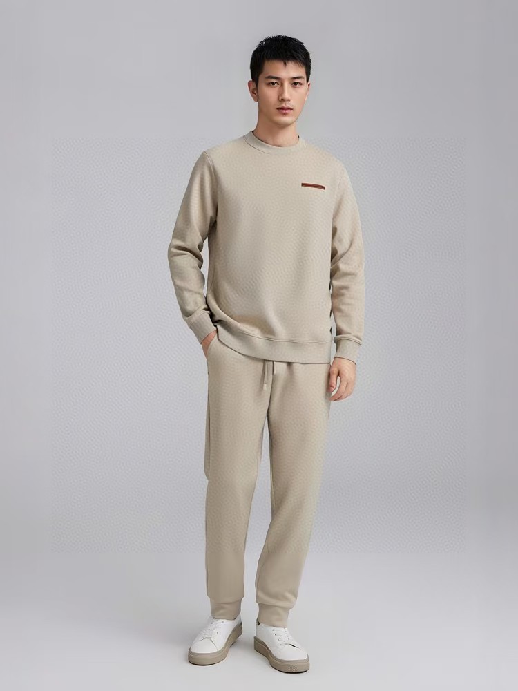 NO:119661,Zeg** new style high-end custom casual sweatshirt set upper body comfortable new taste and value sharing, very comfortable to wear, low-key and luxurious, very classy when worn, no need to say much about the trouser style and cutting, the upper body is exquisite and vivid. The truly first-class material, absolutely stylish, expert design, extremely luxurious M-4XL,,hoodie, sweatshirts,alexander wang19860909杰*亚 (Zeg**) 新款 高端定制休闲卫衣套装 上身 舒适 全新品味与价值共享 穿着非常舒适 低调不失奢华 穿出去非常有档次,裤型款式和裁剪亦无需多言 上身精致跃然.真正一等一顶级质料 绝对的有型 达人设计 极度奢华 M-4XL,,hoodie,sweatshirts,alexander wang,Men's clothing