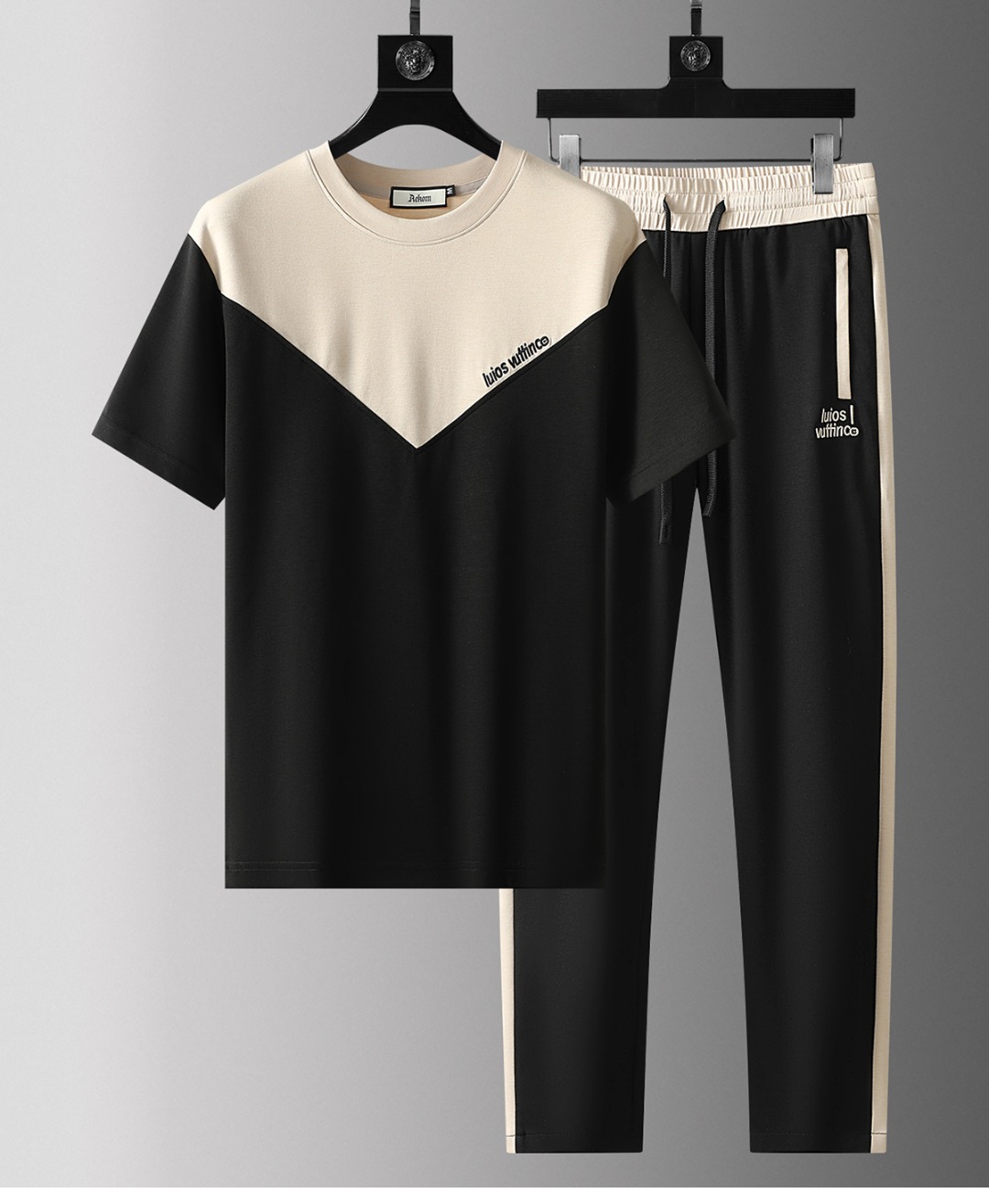 NO:131013,L Donkey Brand Classic Styles Overseas Counter Synchronization Luxury High-end Top Fabrics Anyone can drive easily Imported custom high-end splicing design fabrics Soft hand, comfortable and stylish, sweat-absorbing and breathable, luxury classic brand logo design Luxury fashion craft styles, foreign trade company orders, domestic first-line OEM factories, customized high-density fabrics, luxury classic designs, fashion essentials!  Highly recommend buying M-4XL, louis vuitton,alexander wang19860909L 驴牌 经典款式 海外专柜同步 奢华高级顶级面料 任何人都可以轻松驾驶 进口定制高档拼接设计面料 手软舒适有型 吸汗透气 ,奢华经典品牌logo设计 奢华时尚工艺款式,外贸公司订单,国内一线代工厂出品,订制高密度面料,奢华经典设计,时尚必备单品！强烈推荐购入 M-4XL,,louis vuitton,alexander wang,Men's clothing