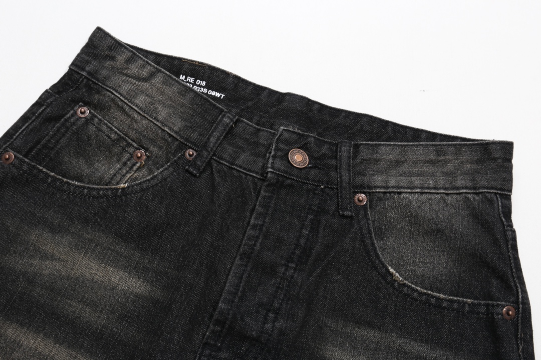 Celine Wesley Black Jeans with Unique Manual Polishing and Dye Spray Technology - 图片 3