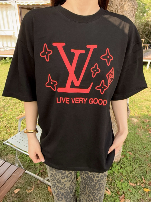 Louis Vuitton 25SS Graphic Print Short Sleeve T-Shirt - Live Very Good 1 Louis Vuitton 25SS Graphic Print Short Sleeve T-Shirt - Live Very Good