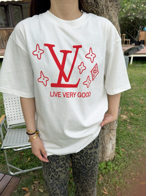 Louis Vuitton 25SS Graphic Print Short Sleeve T-Shirt - Live Very Good 1 Louis Vuitton 25SS Graphic Print Short Sleeve T-Shirt - Live Very Good