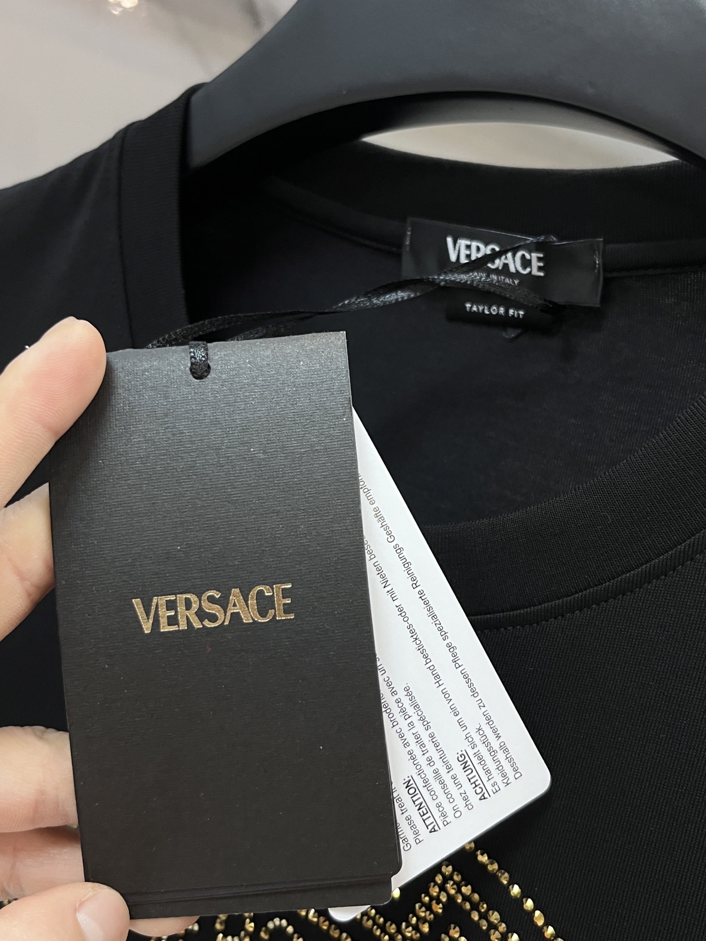 范思哲 2025春夏装欧洲GW专柜新款 走秀网红款定制 顶级原单时尚休闲短袖T恤。25ss潮人网红必备单