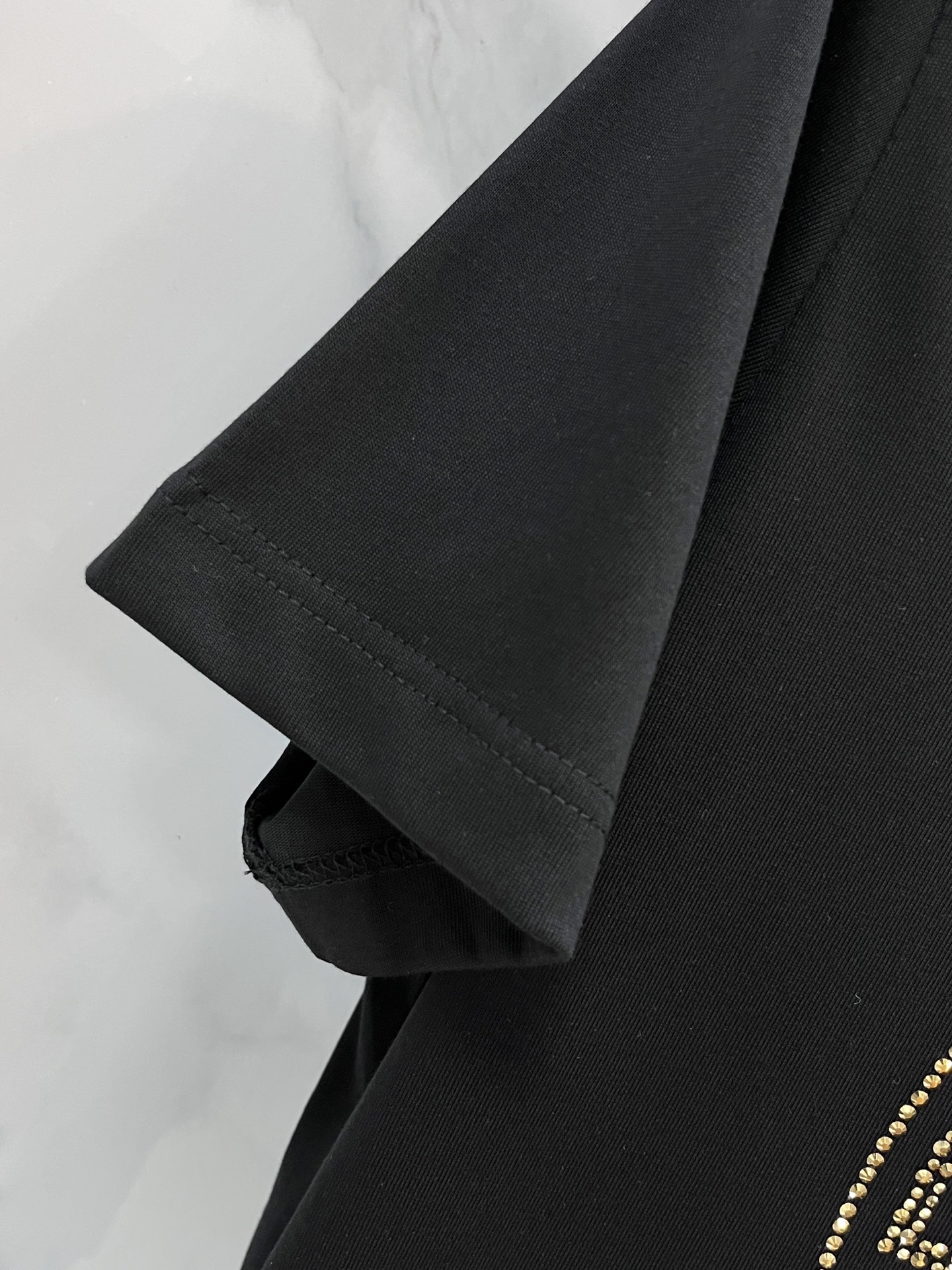 范思哲 2025春夏装欧洲GW专柜新款 走秀网红款定制 顶级原单时尚休闲短袖T恤。25ss潮人网红必备单