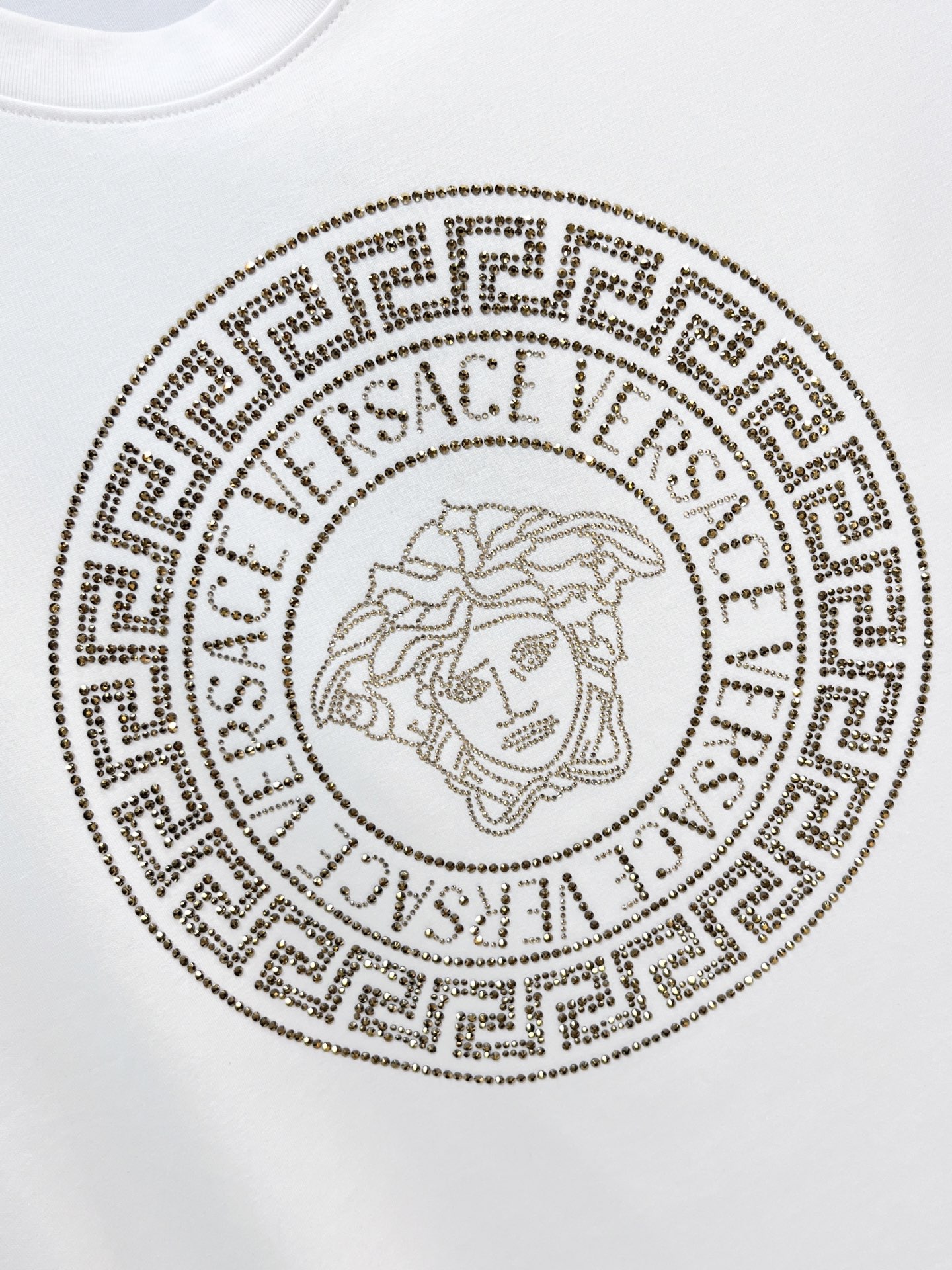 范思哲 2025春夏装欧洲GW专柜新款 走秀网红款定制 顶级原单时尚休闲短袖T恤。25ss潮人网红必备单