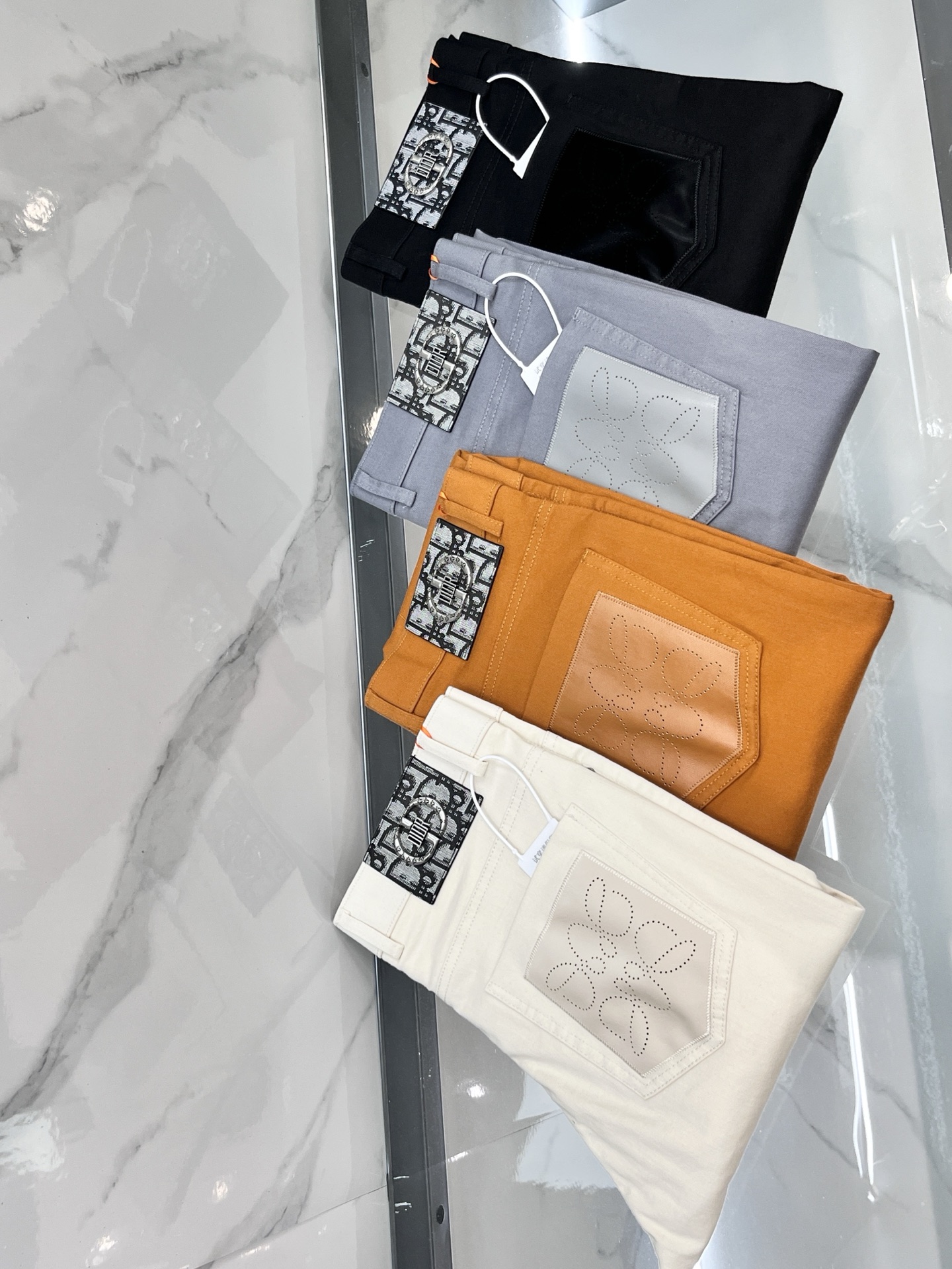 Dior 2025 SS High-Quality Water-Washing Fabric Hardware Decorations Order. - 图片 1