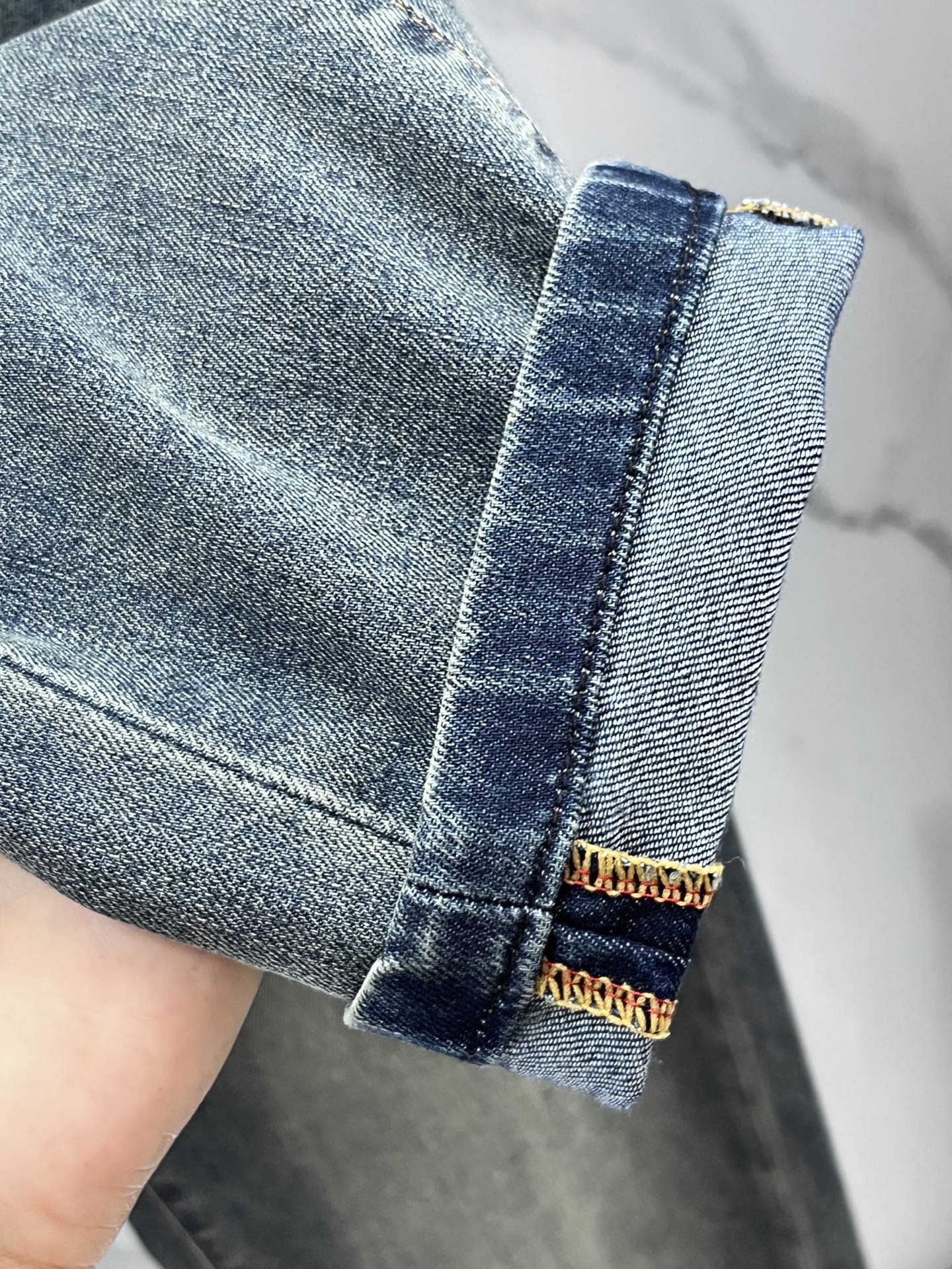 High-quality Water-washed Jeans: Feragmu 2025SS Collection, Size 29-38 - 图片 9