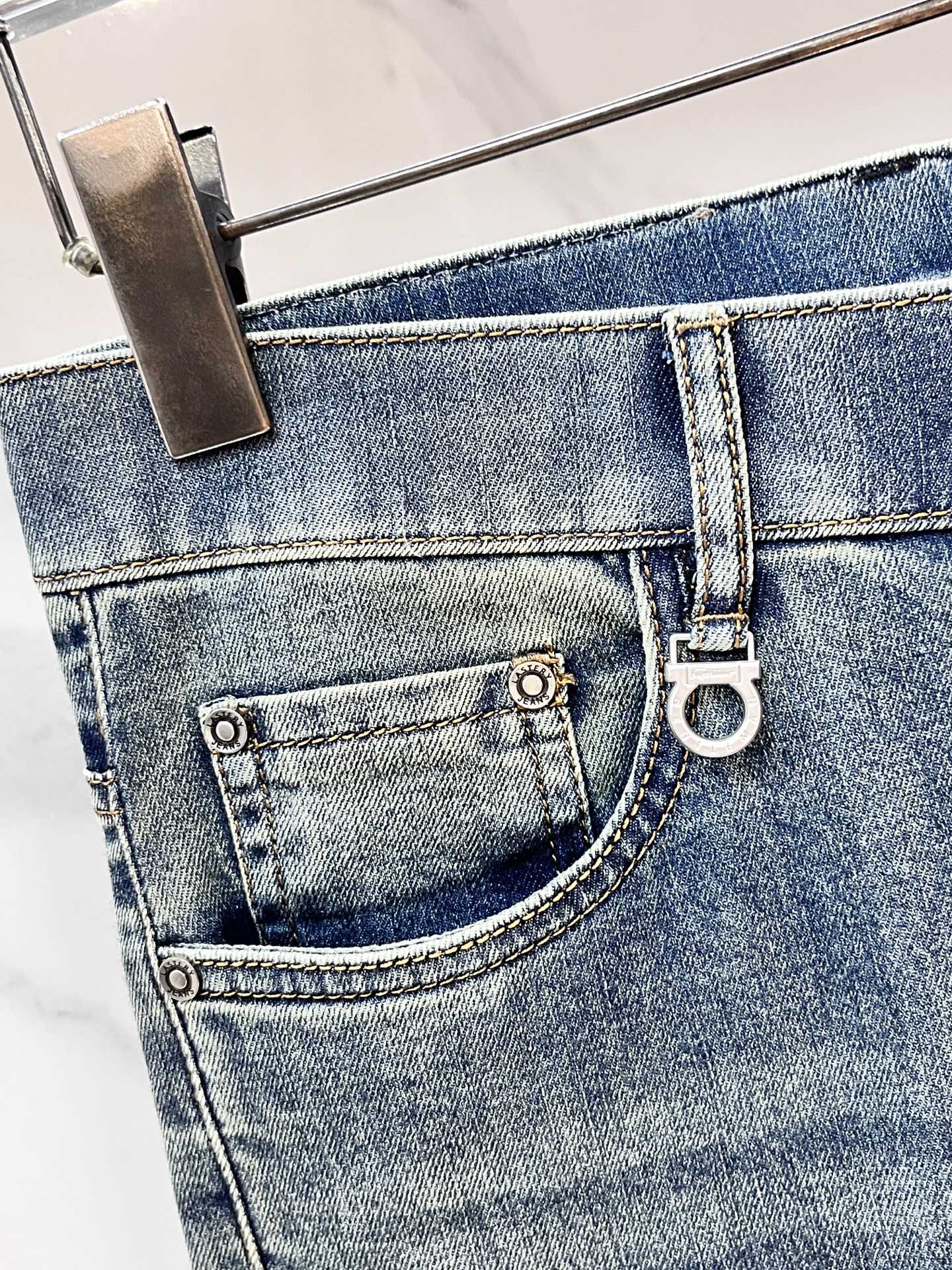 High-quality Water-washed Jeans: Feragmu 2025SS Collection, Size 29-38 - 图片 6