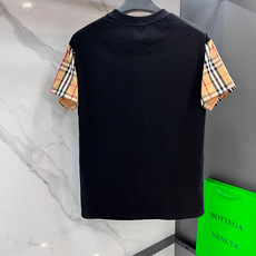 巴宝莉 2025新款男士圆领短袖,香港洋行货,重磅级臻品,专柜橱窗主打展现,官网已释图,高端限量系列,视 巴宝莉 2025新款男士圆领短袖,香港洋行货,重磅级臻品,专柜橱窗主打展现,官网已释图,高端限量系列,视