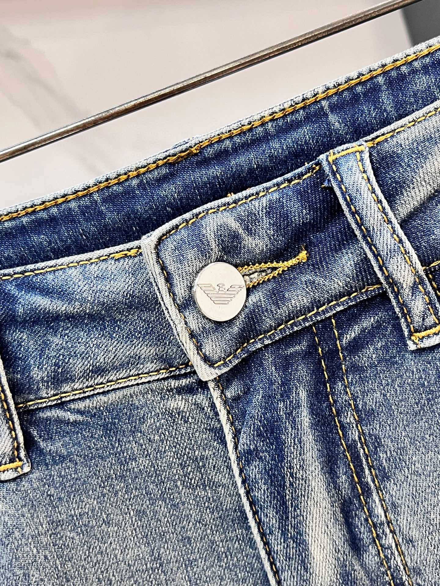 2025SS Amani Jeans: High-Quality Water-Washing Fabric for Ultimate Comfort - 图片 5