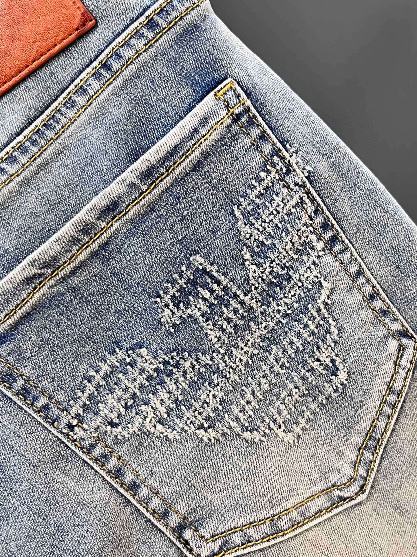 2025SS Amani Jeans: High-Quality Water-Washing Fabric for Ultimate Comfort - 图片 8