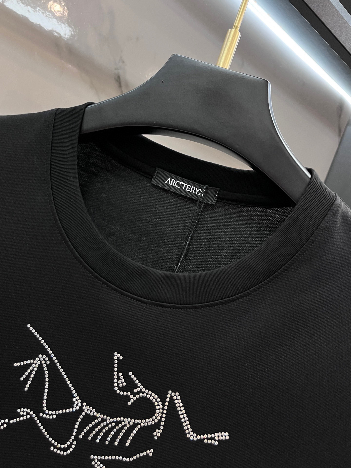 始祖鸟 2025春夏装欧洲GW专柜新款 走秀网红款定制 顶级原单时尚休闲短袖T恤。25ss潮人网红必备单