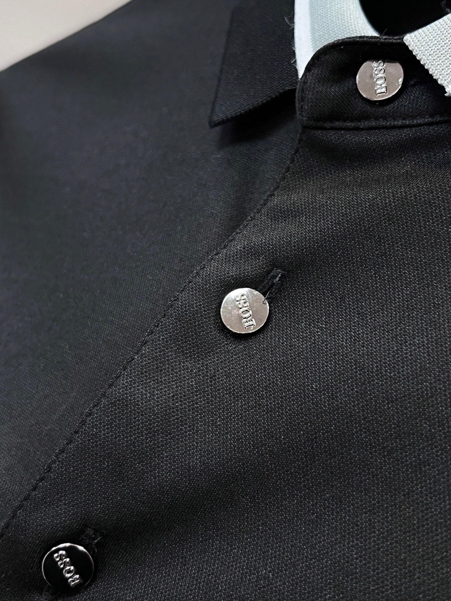 P552 BOSS 2025s Summer Men’s Dry Business POLOs: High-Quality Fabric, Cool, and Wrinkle-Resistant - 图片 7