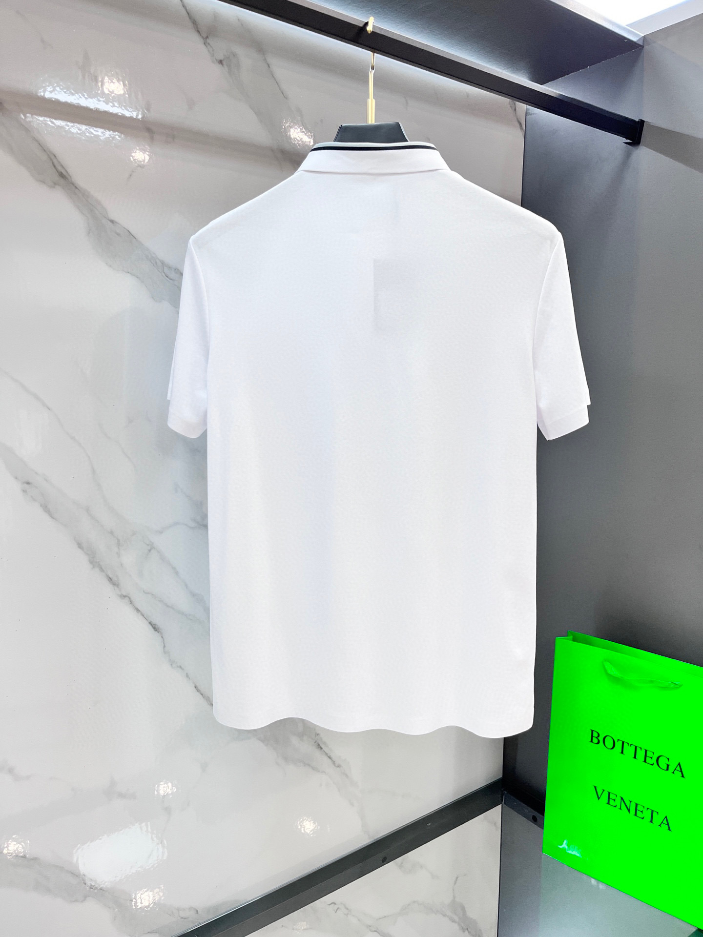 P552 BOSS 2025s Summer Men’s Business POLOs: Unique Texture and Quality Fabric - 图片 2