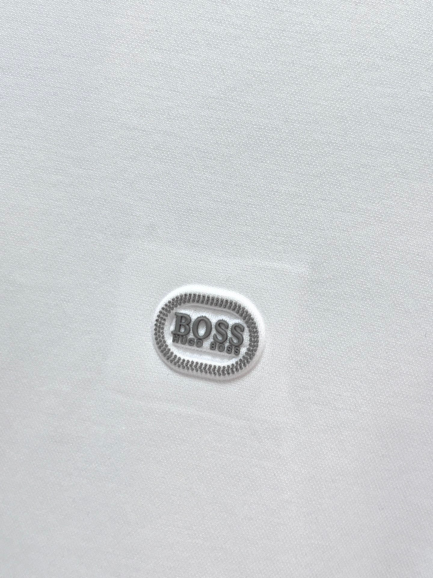P552 BOSS 2025s Summer Men’s Business POLOs: Unique Texture and Quality Fabric - 图片 6
