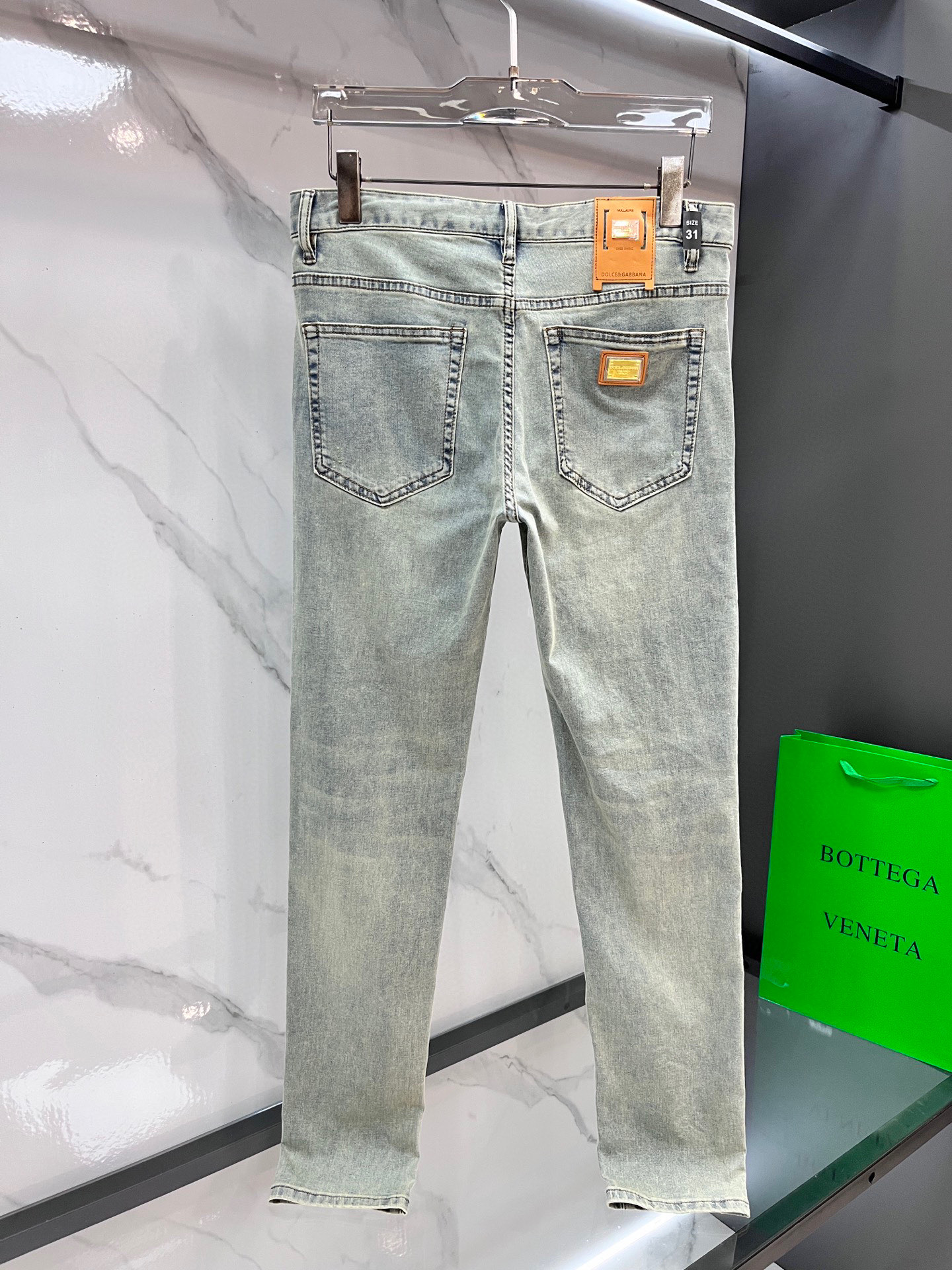 High-Quality Water-Washing Jeans with Fresh Spring Fruit Design for Hardware Decorations - 图片 3
