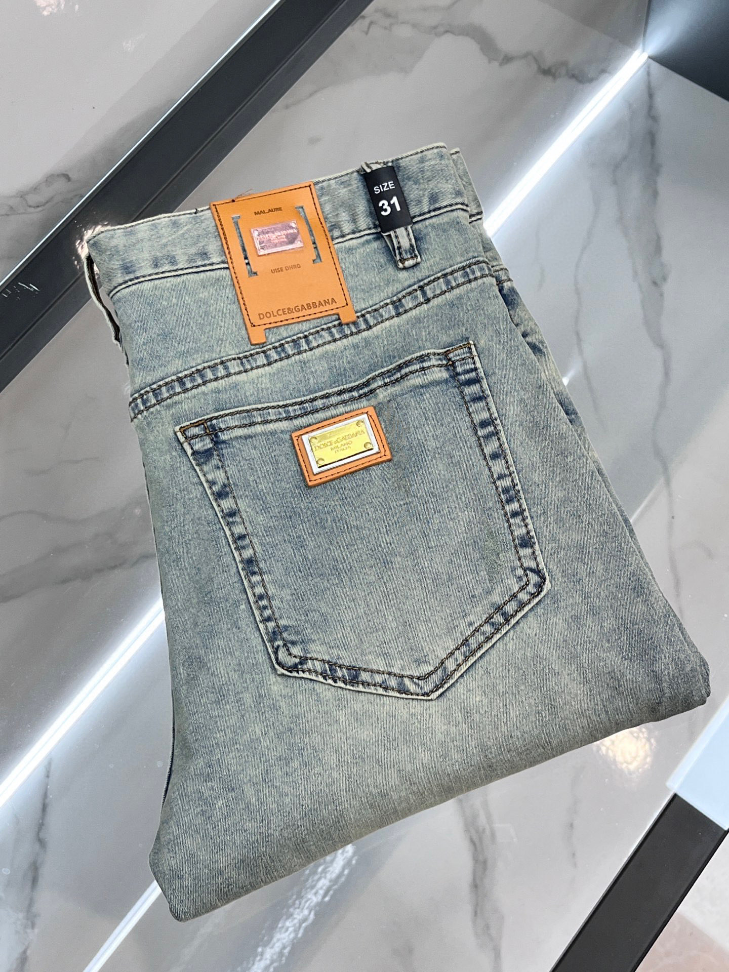 NO:487304,DG 2025SS early spring new thin heavy industry casual jeans, imported high-quality washing elastic fabric, comfortable, breathable and elastic upper body, customer-supplied hardware and auxiliary materials decoration, super positive style, full-quality order model, full-body handsome upper body …………………………………………………………………………………………………………………………………………………………………………………………………………………………………………………………………………………………………………………………………………………………………………………………………………………………………………………………………………………………………………………………………………………………………………………………………………………………………………………………………………………………………………………………………………………………………………………………………………………………………………………………………………………………………………………………………………………………………………………………………………………………………………………………………………………………………………………………………………………………………………………………………………………………………19860909DG 2025SS早春新品薄款重工休闲牛仔裤,进口优质水洗弹力面料,上身舒适透气有弹力,客供五金辅料装饰,版型超正,全品相订单款,上身帅气十足 …………………………………………………… Size29-38,,jeans,alexander wang,Men's clothing