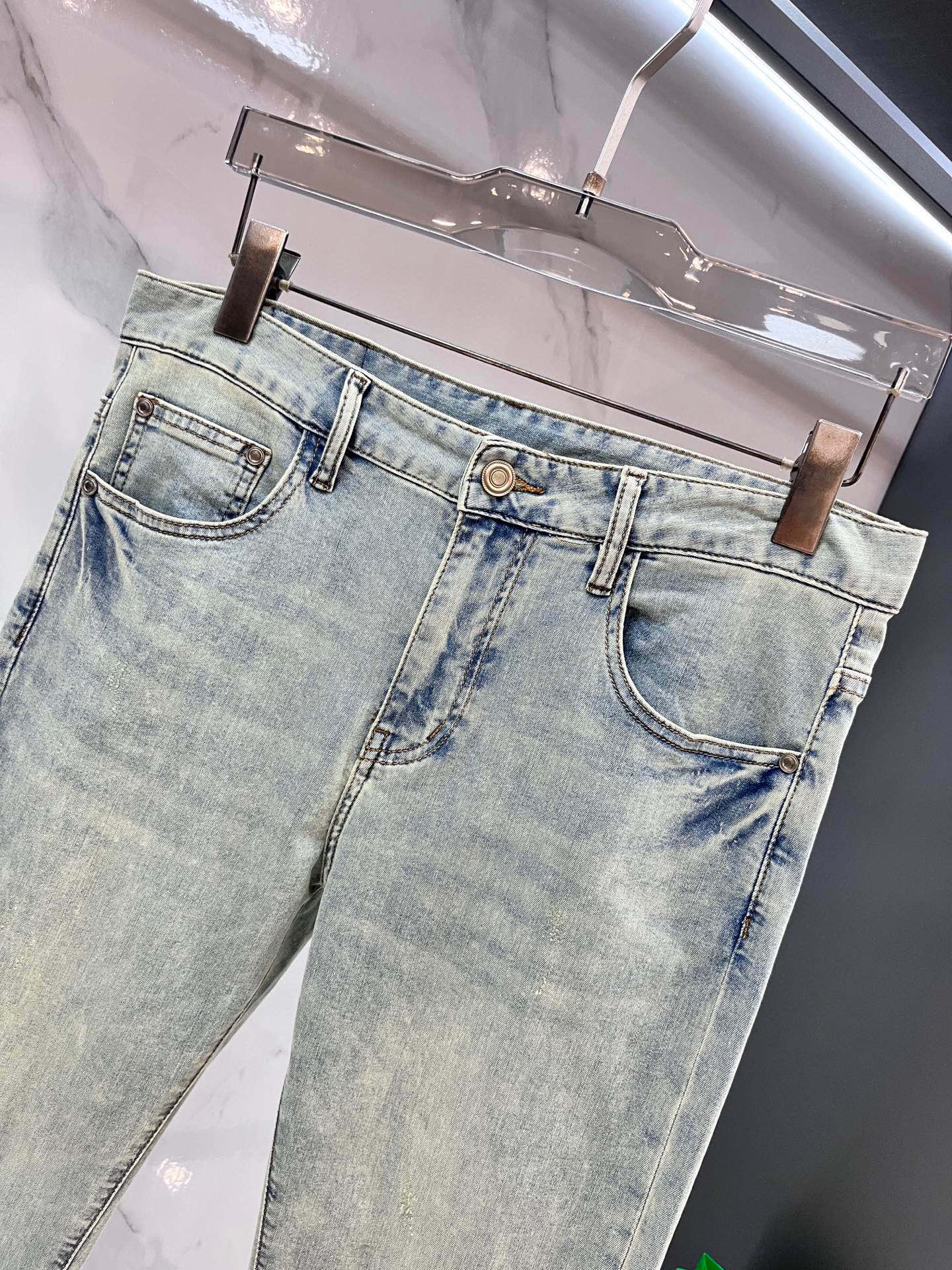 High-Quality Water-Washing Jeans with Fresh Spring Fruit Design for Hardware Decorations - 图片 4
