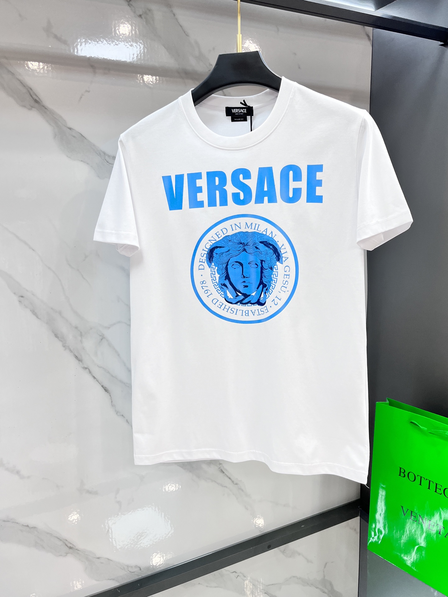 VERSACE/范思哲 2025春夏装欧洲GW专柜新款 走秀网红款定制 顶级原单时尚休闲短袖T恤。25s