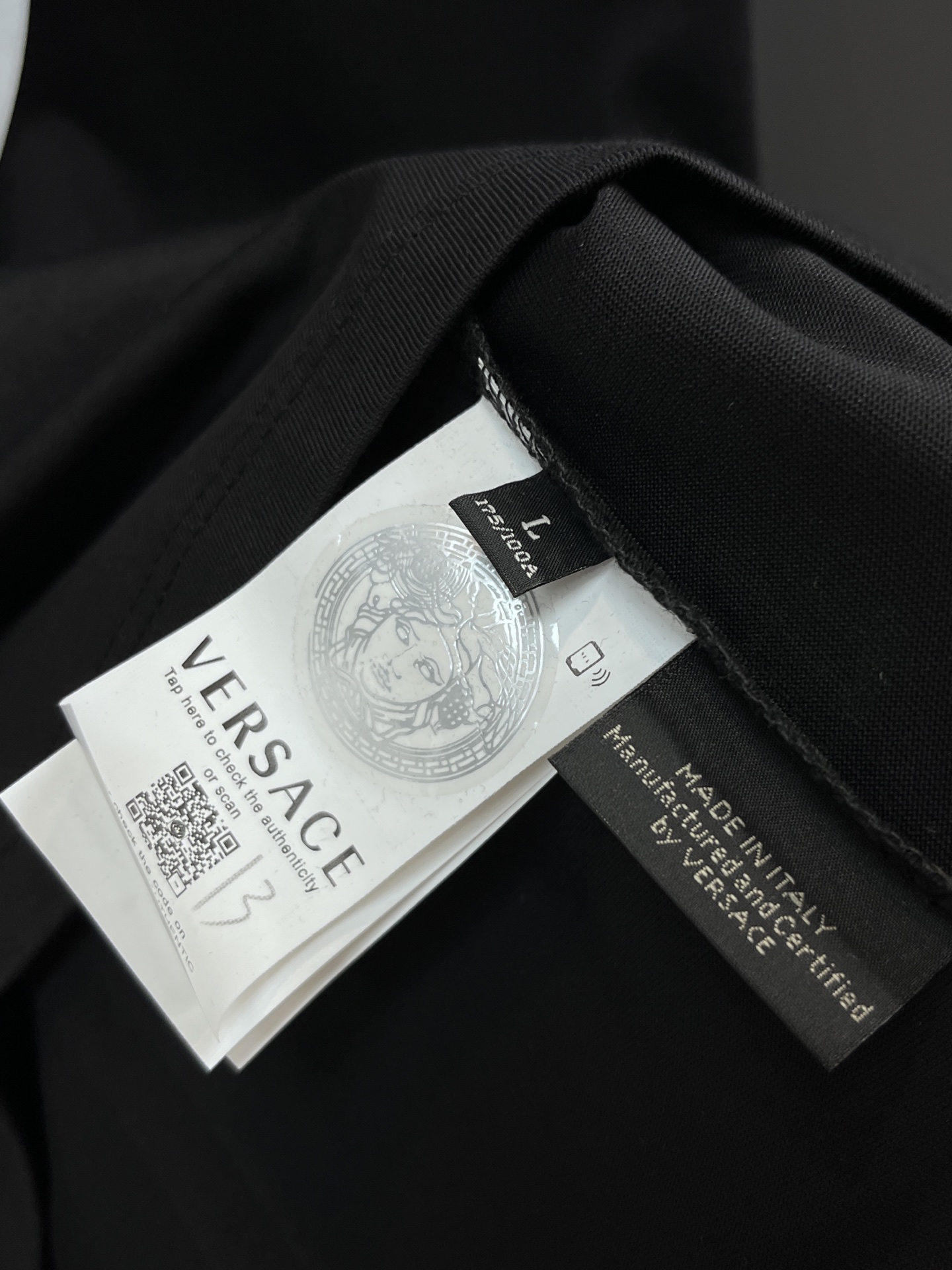 VERSACE/范思哲 2025春夏装欧洲GW专柜新款 走秀网红款定制 顶级原单时尚休闲短袖T恤。25s