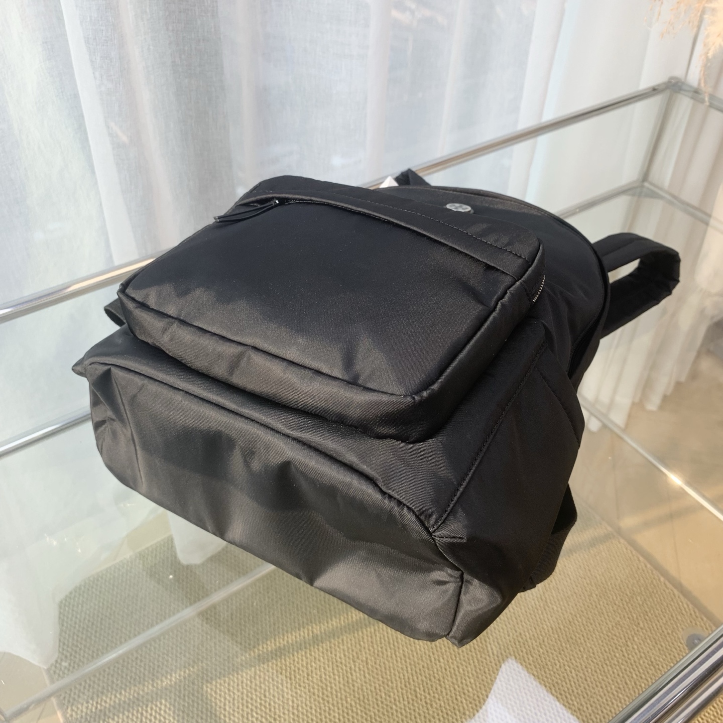 Tory Burch 黑色，尺寸28*33*10CM