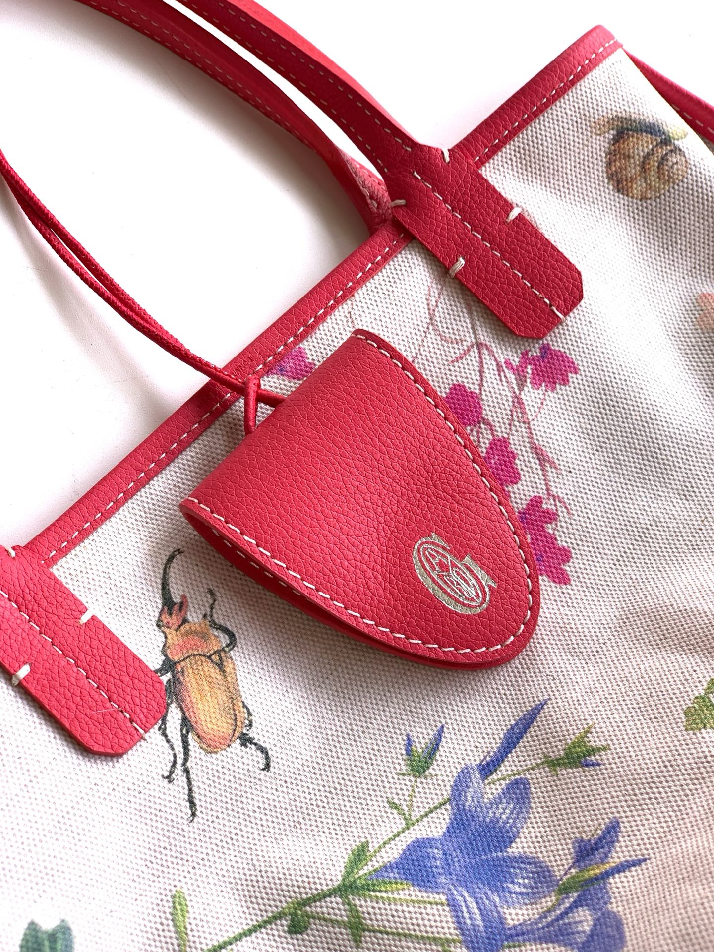 Goyard Anjou Mini Tote Bag - Limited Edition Rose Pink Goyardine Canvas 5 i1745506718315 7200 0 4