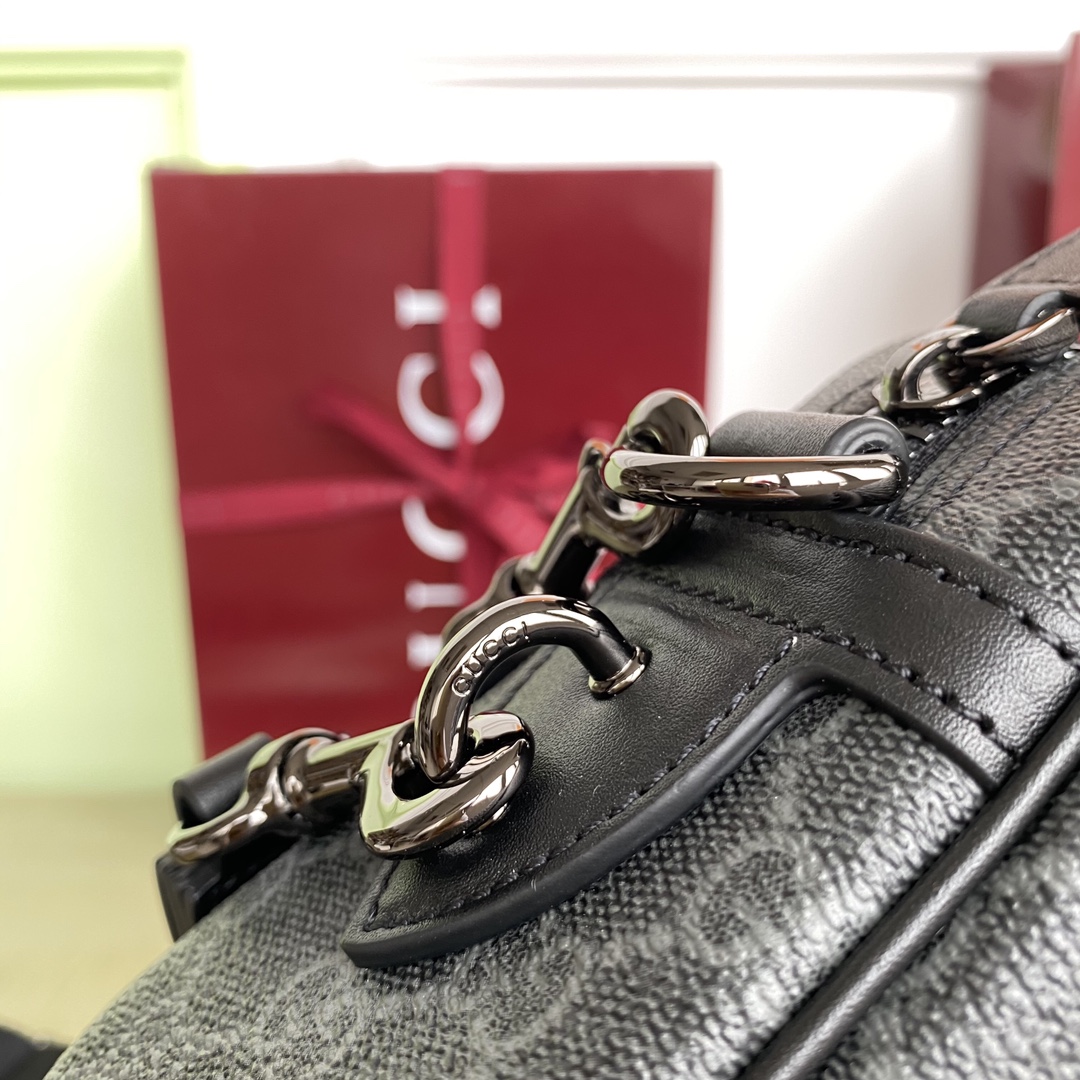 Gucci Men's GG Supreme Crossbody Bag, 23 cm, Brown 12 i1744260582 2430 7