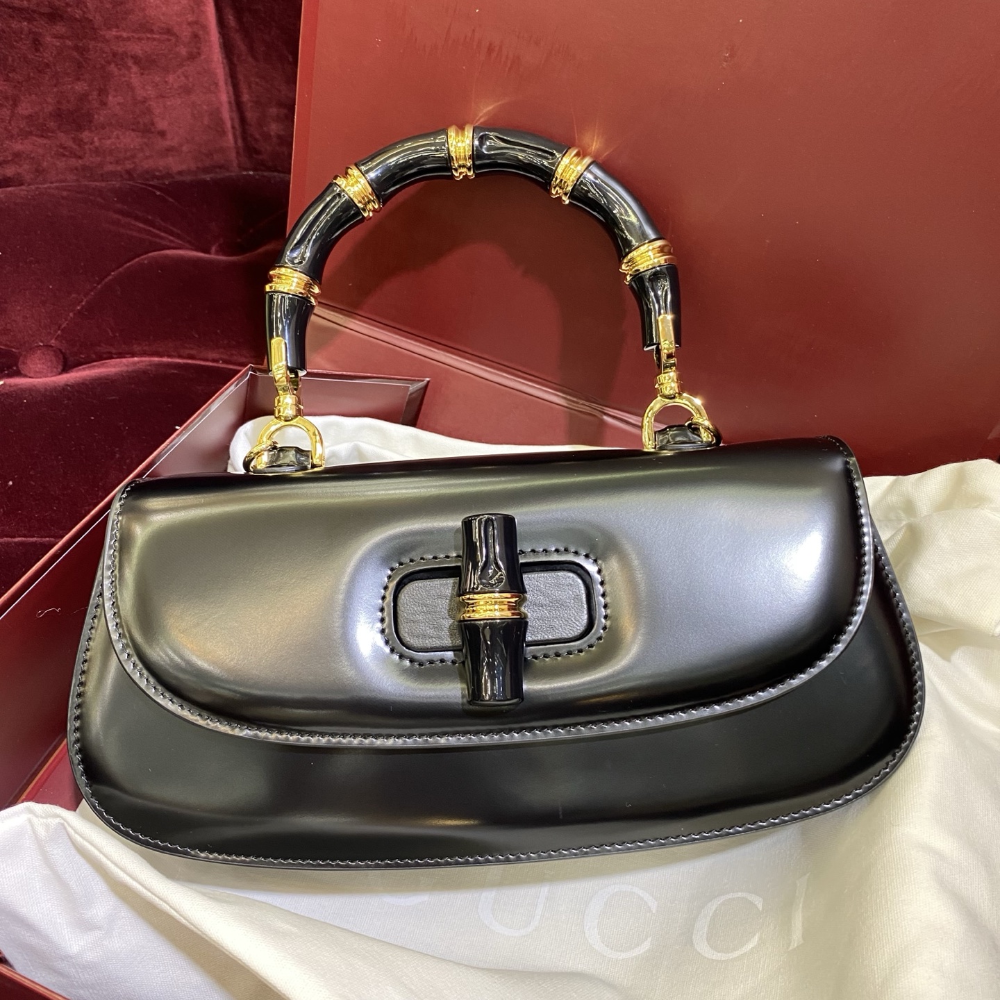 Bolso de Mano Gucci Bamboo Original de Piel Negra con Detalles Cristal