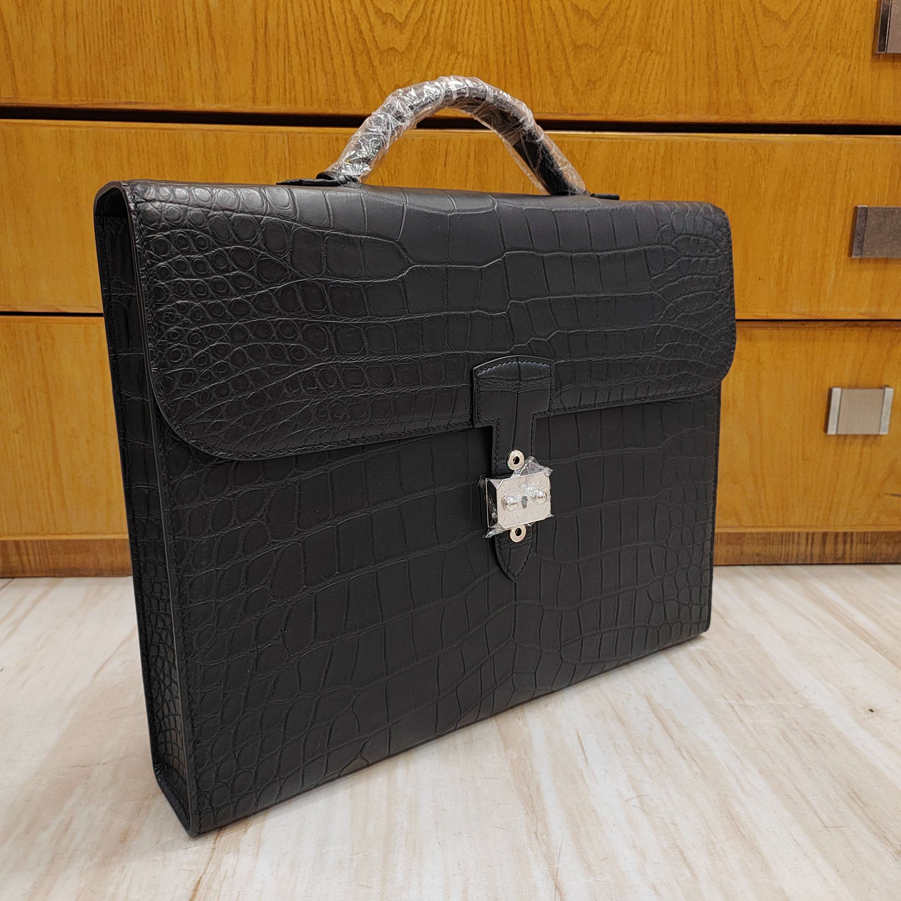 Hermes Briefcase Black Crocodile-embossed 37x29x6cm business