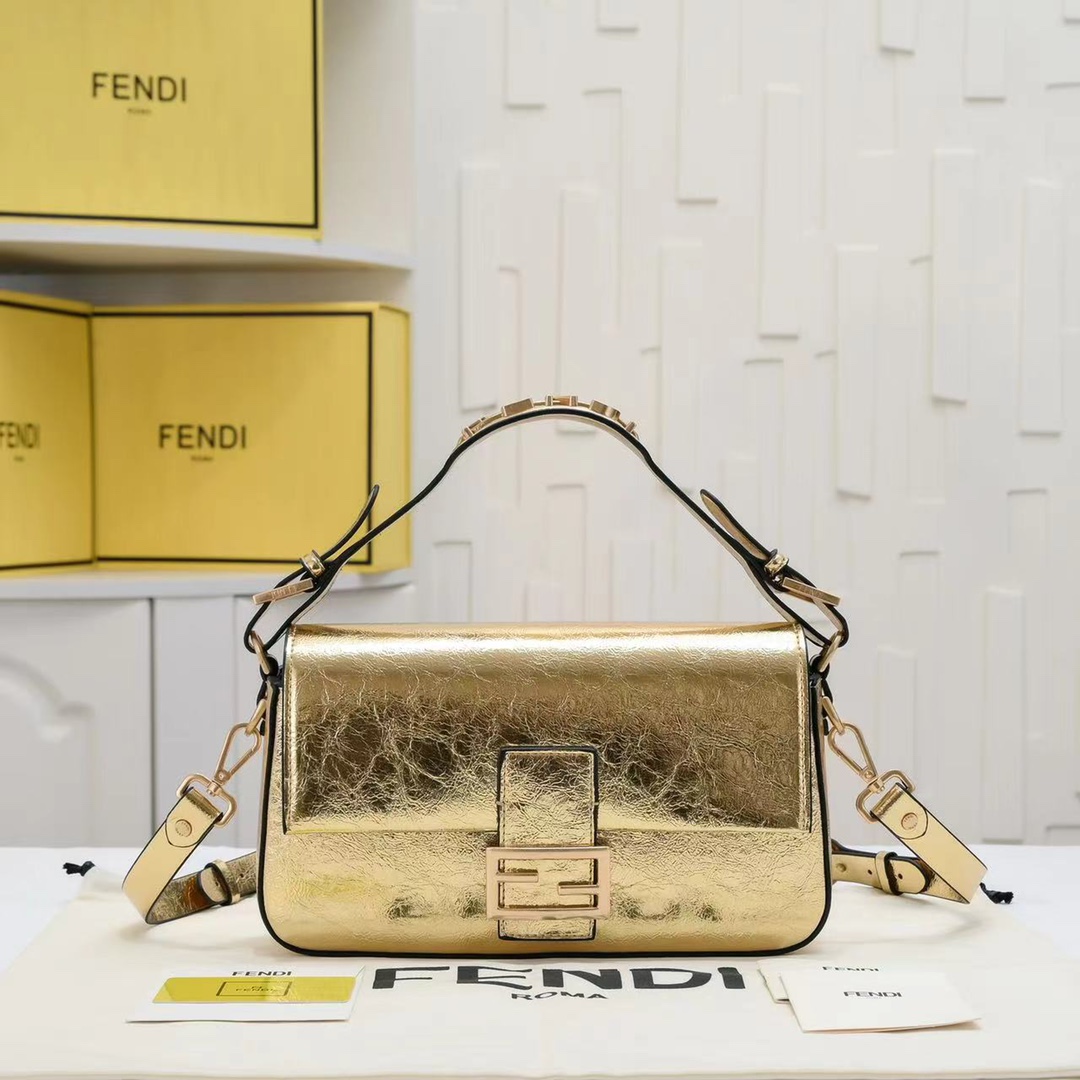 Fendi Taschen Handtaschen Gold Vintage Baguette