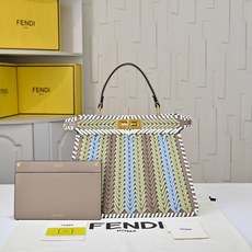 型号33200上新啦💗新款出货 ,现货首发Iconic Peekaboo ISeeU大号手袋,手工皮编织 型号33200上新啦💗新款出货 ,现货首发Iconic Peekaboo ISeeU大号手袋,手工皮编织