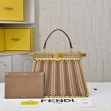 型号33200上新啦💗新款出货 ,现货首发Iconic Peekaboo ISeeU大号手袋,手工皮编织 型号33200上新啦💗新款出货 ,现货首发Iconic Peekaboo ISeeU大号手袋,手工皮编织