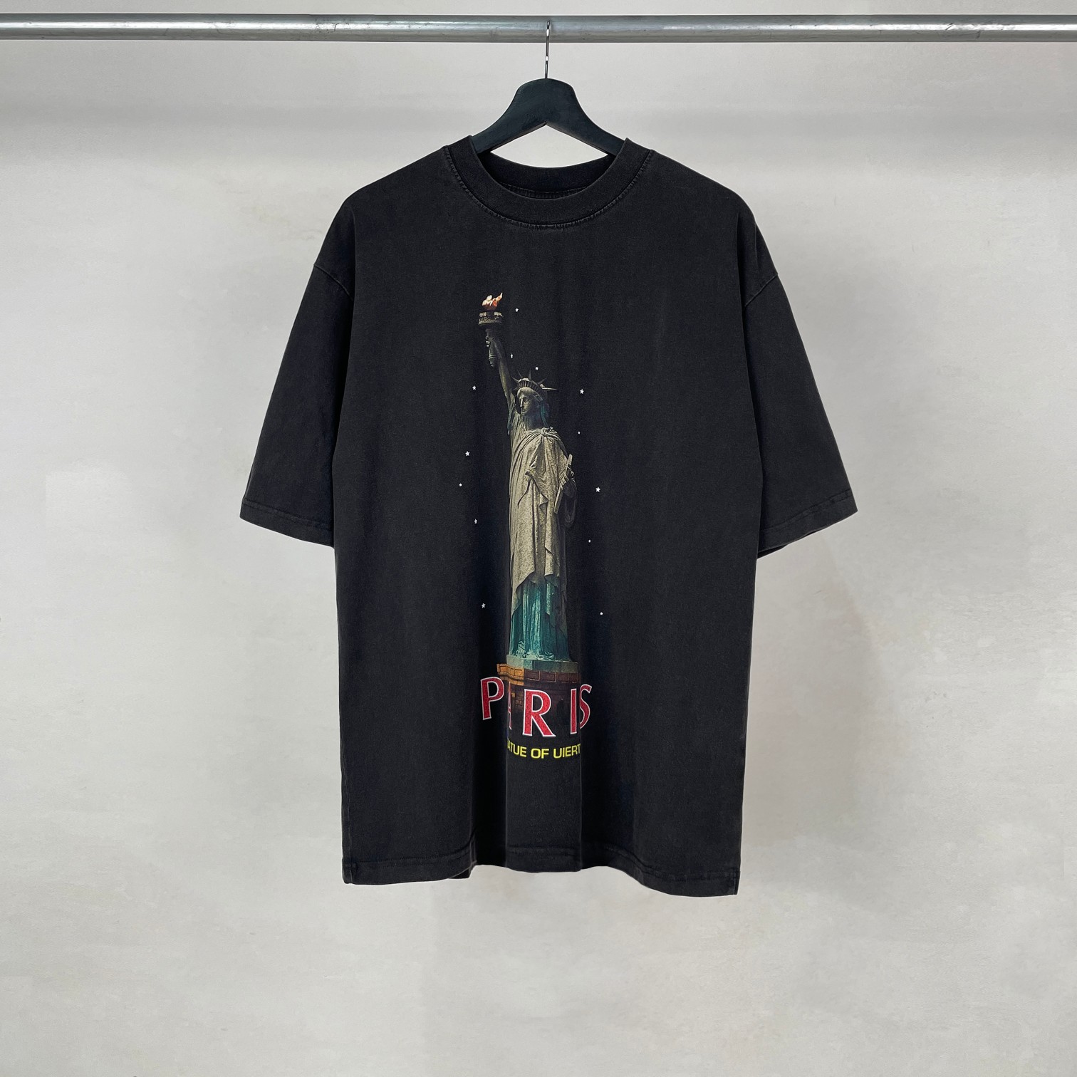 Balenciaga Black Crewneck T-Shirt with Statue of Liberty Print 1 a1710741939448 7370